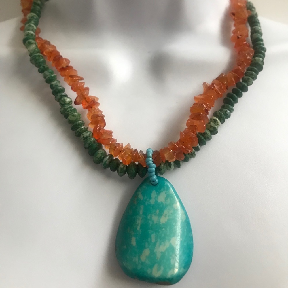 Ambar necklace